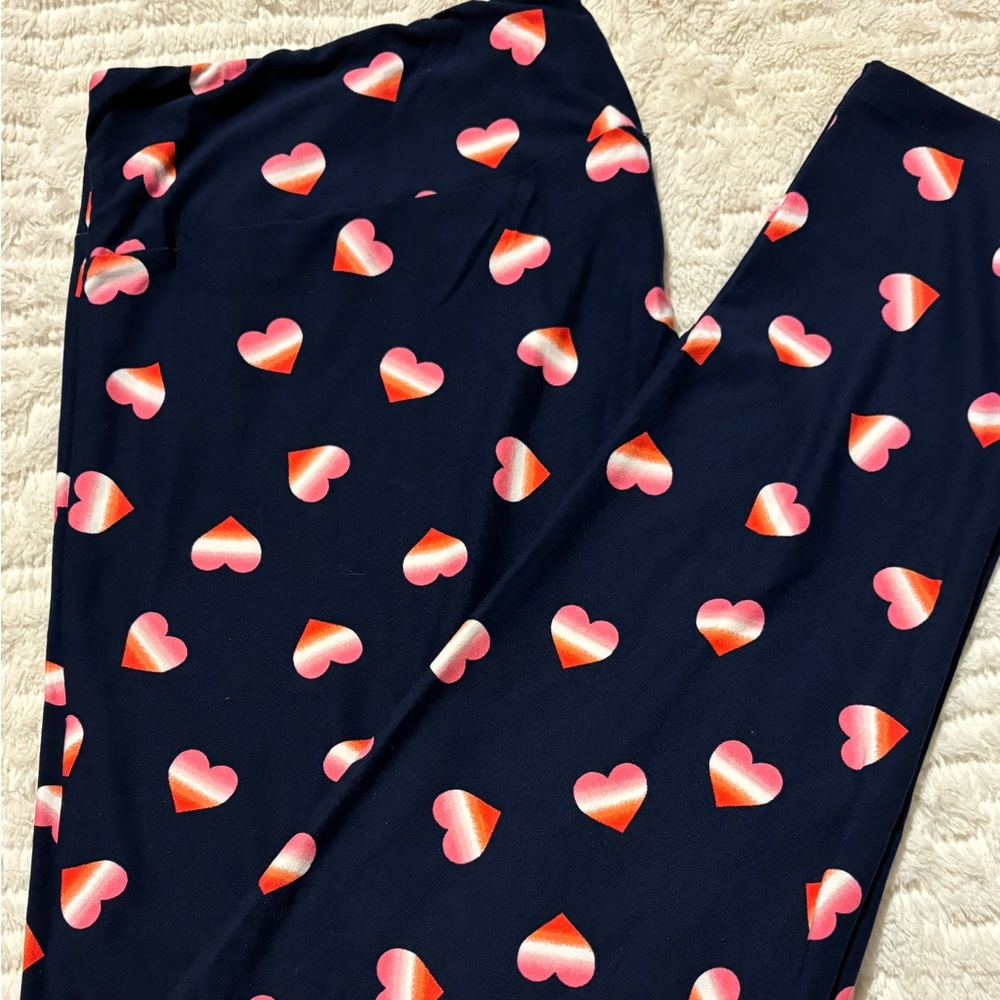 LuLaRoe Leggings TC2 Tall & Curvy Valentine Heart Print sz 18-24 NEW